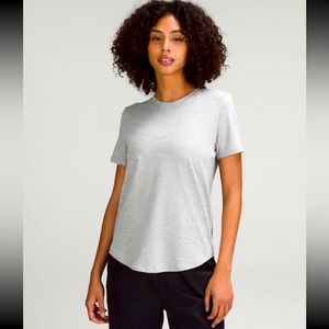 Lululemon T-Shirt